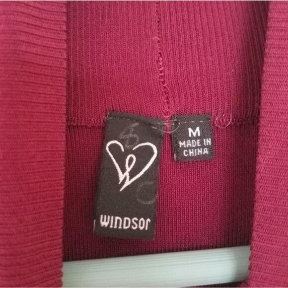 Windsor Burgundy Sleeveless Turtleneck Bodycon Midi Dress size Medium - Picture 5 of 5